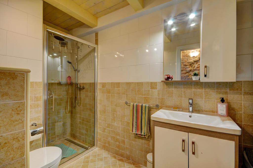 Apartment Etta 파자나 객실 사진